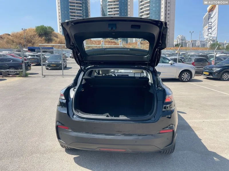 Geely Geometry C с пробегом, 2024