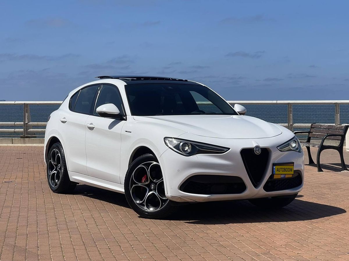 Alfa Romeo Stelvio 2ème main, 2021, main privée