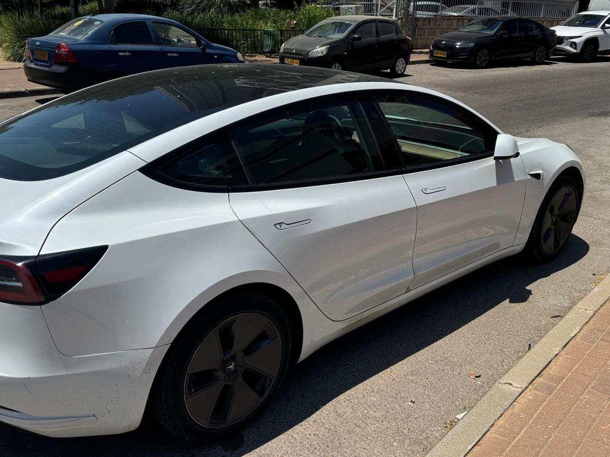 Tesla Model 3 с пробегом, 2021, частная рука