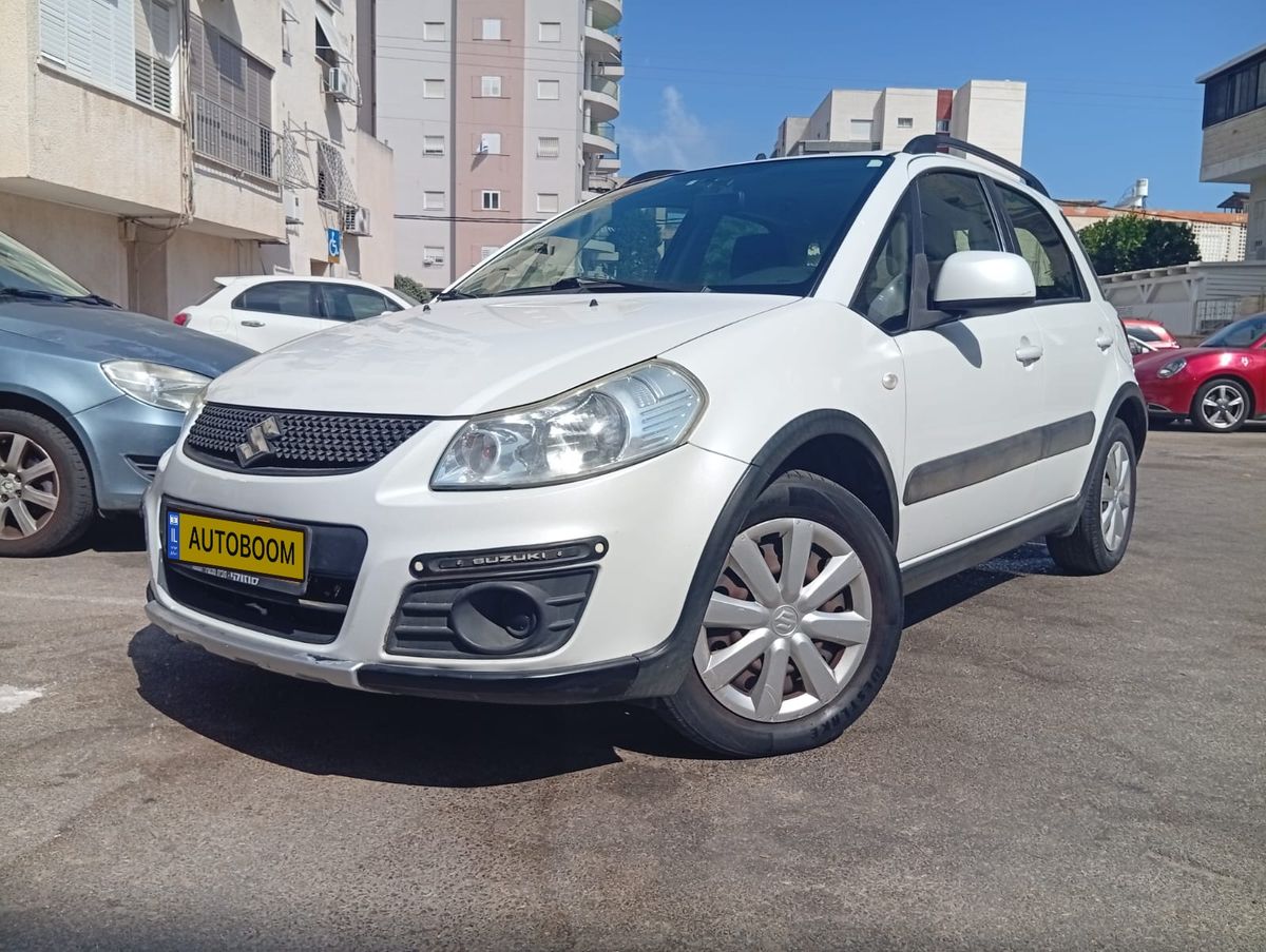סוזוקי SX4 יד 2 רכב, 2011, פרטי