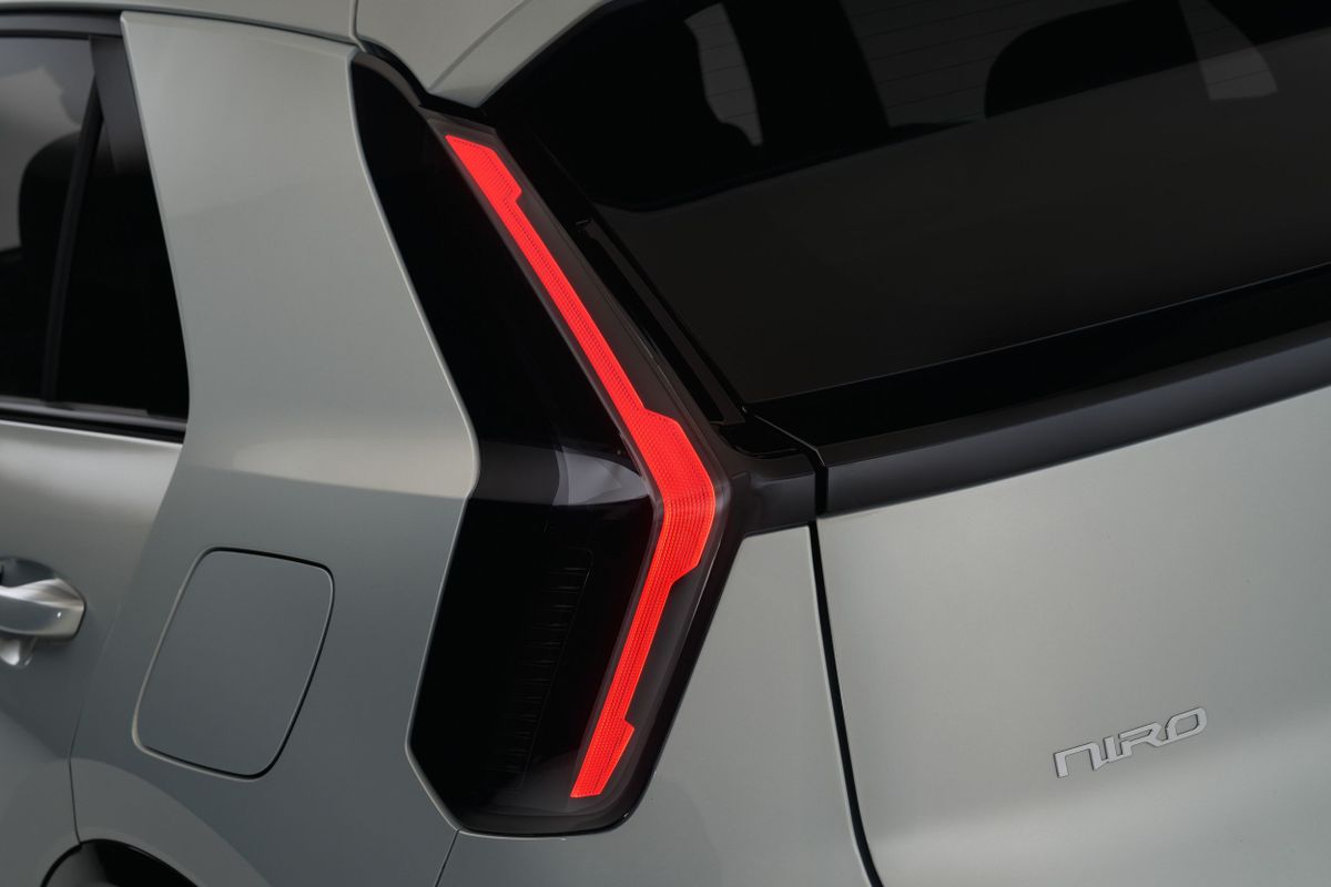 Kia Niro. Задние фонари.