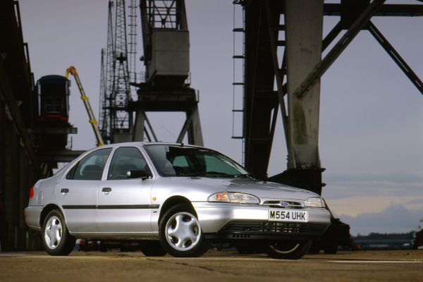 פורד מונדאו ‏1993. מרכב, צורה. ליפטבק, 1 דור