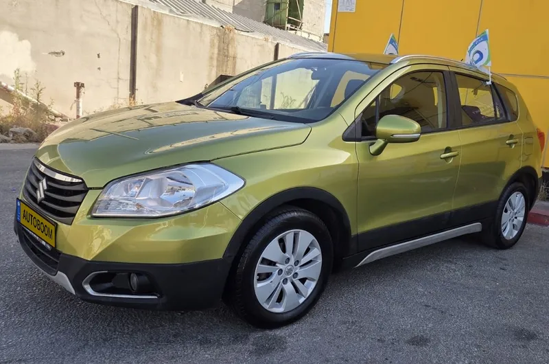 סוזוקי קרוסאובר SX4 יד 2 רכב, 2014, פרטי