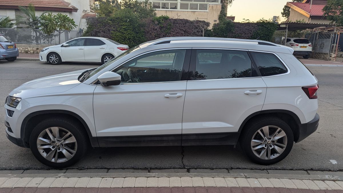 Skoda Karoq 2nd hand, 2021, private hand