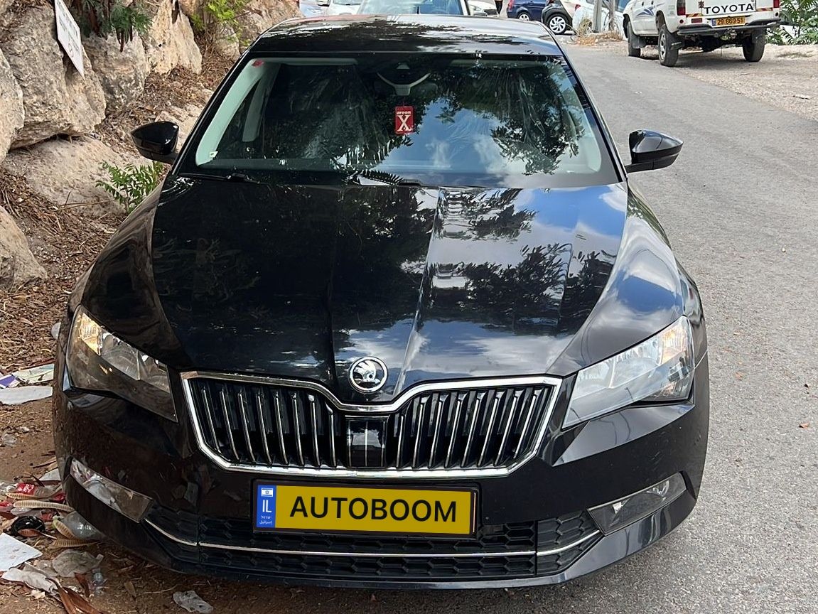 Škoda Superb 2ème main, 2019, main privée
