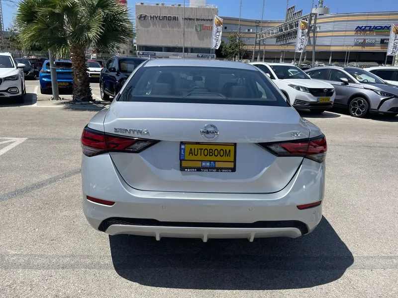 ניסאן סנטרה יד 2 רכב, 2022