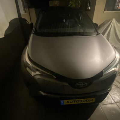 Toyota C-HR 2nd hand, 2017, private hand
