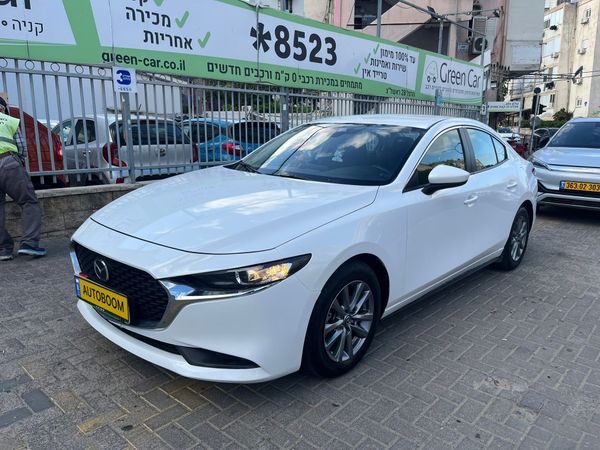 Mazda 3 с пробегом, 2021