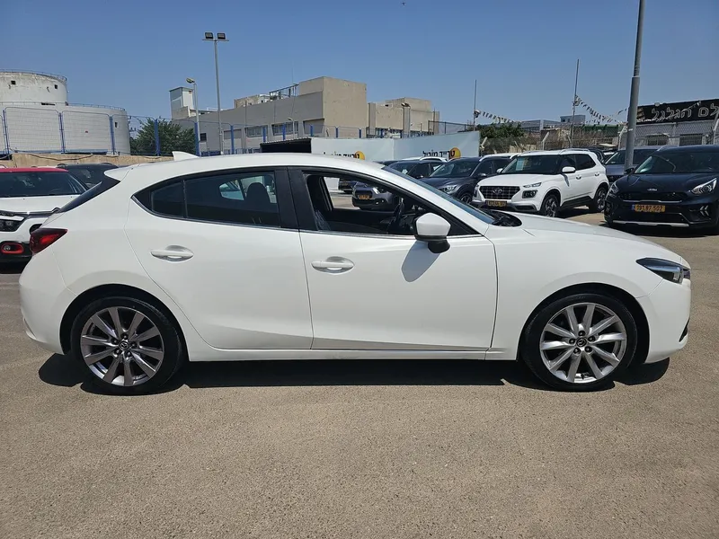 Mazda 3 с пробегом, 2019, частная рука