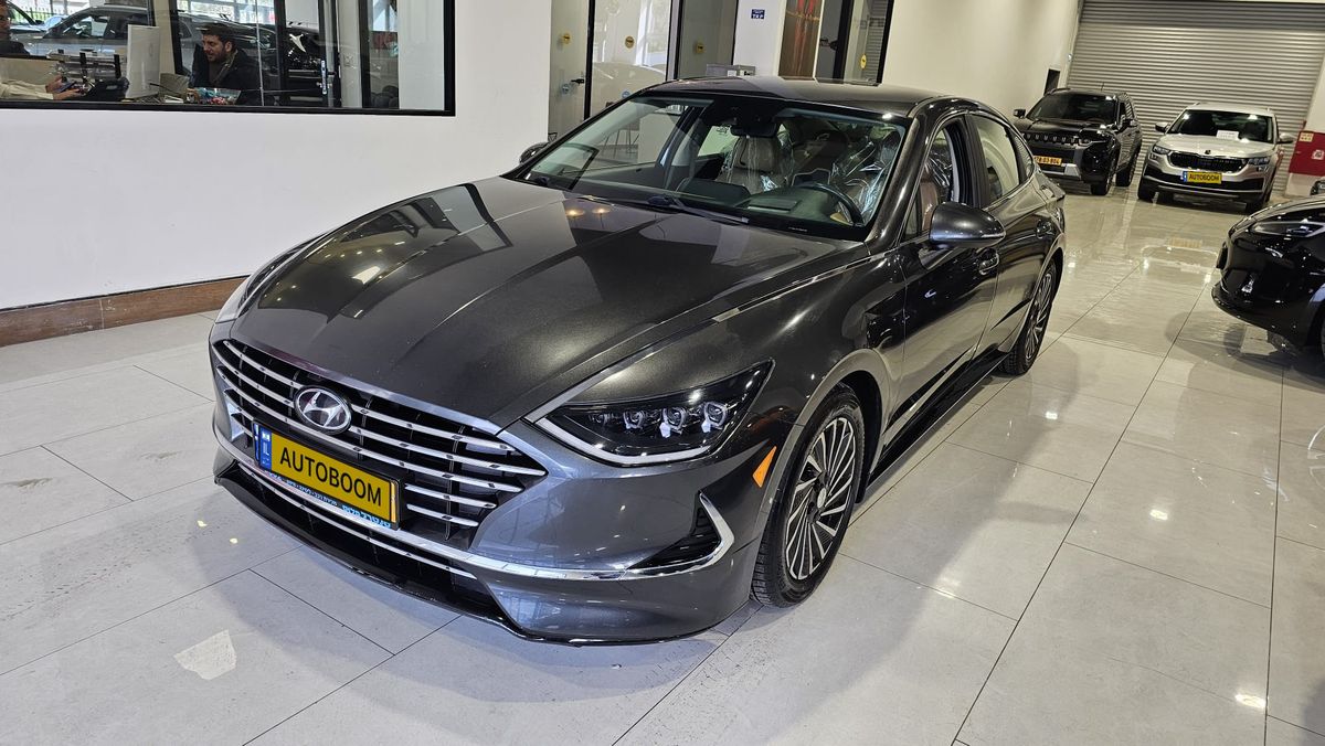 Hyundai Sonata с пробегом, 2021