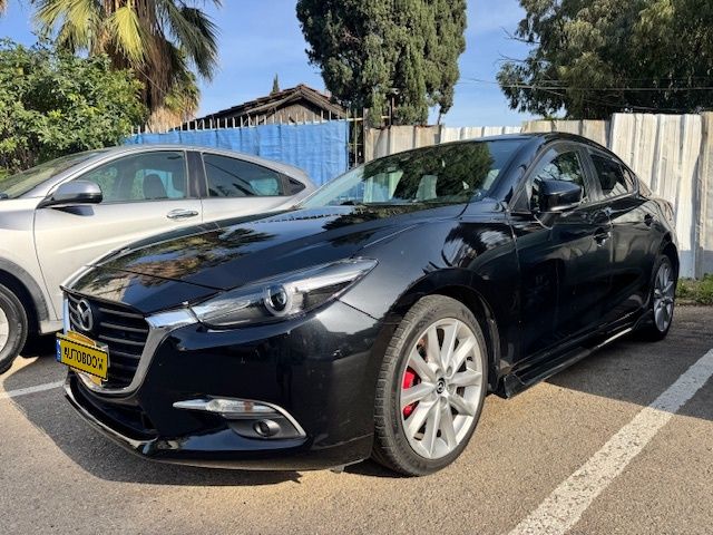 Mazda 3 2nd hand, 2018, private