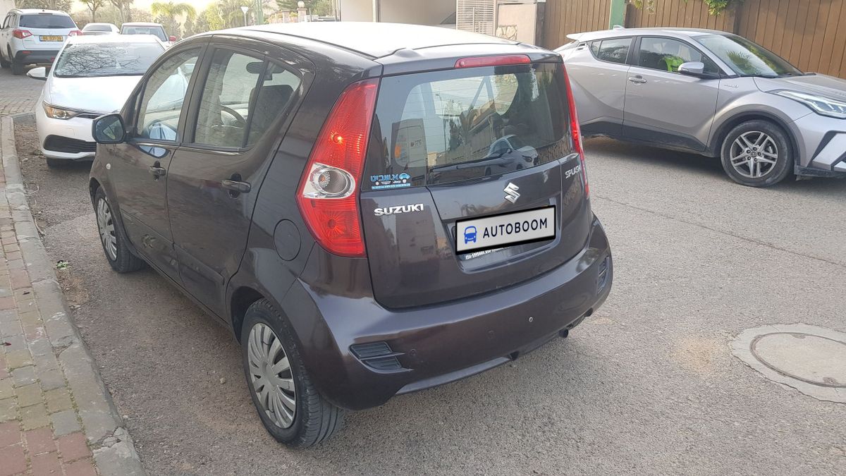 Suzuki Splash 2nd hand, 2014