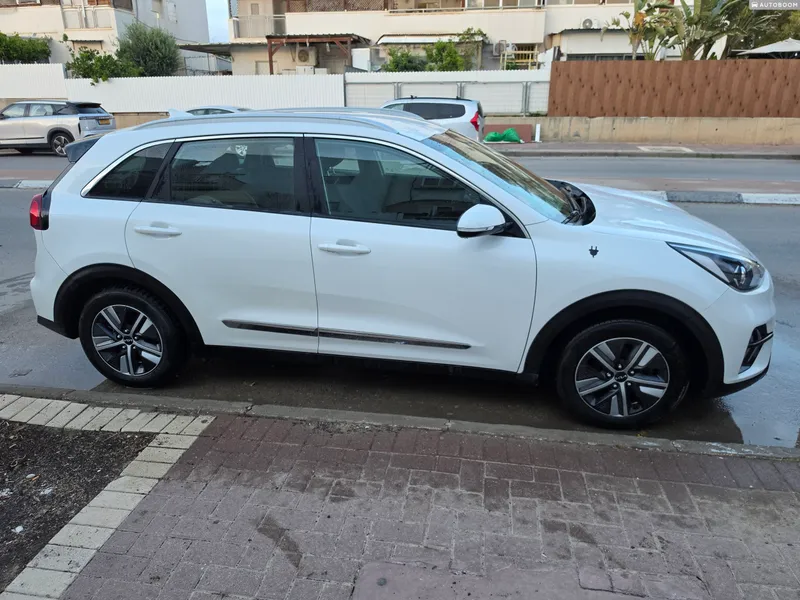 Kia Niro с пробегом, 2021, частная