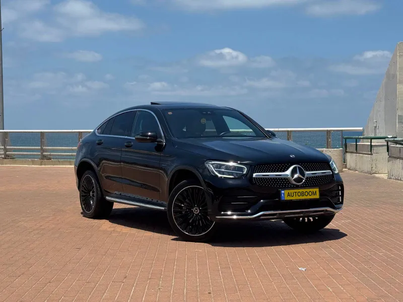 Mercedes GLC 2nd hand, 2022, private