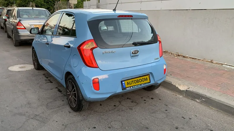 Kia Picanto 2ème main, 2011, main privée