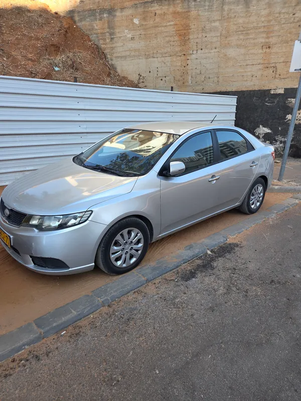 Kia Forte с пробегом, 2011, частная рука