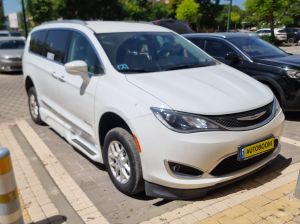 קרייזלר פסיפיקה‏, 2021, תמונה