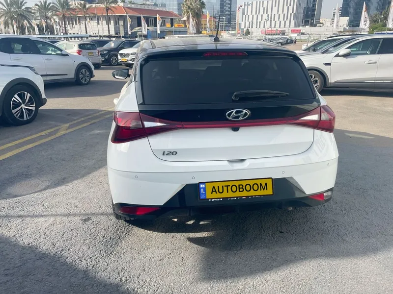 יונדאי i20 יד 2 רכב, 2022, פרטי