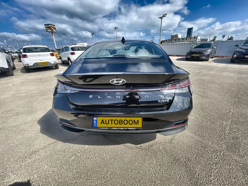 Hyundai Elantra 2nd hand, 2022, private hand