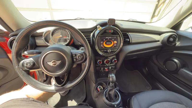 MINI Cooper 2nd hand, 2016, private hand