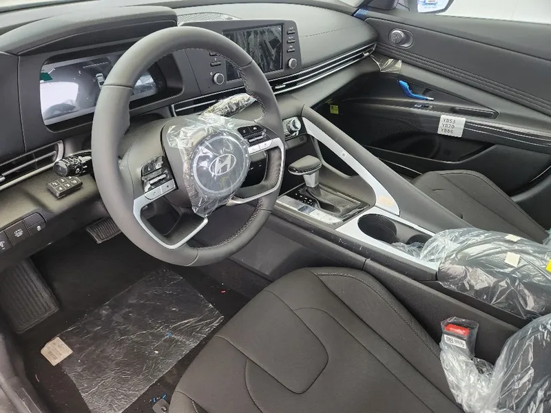 Hyundai Elantra nouvelle voiture, 2024