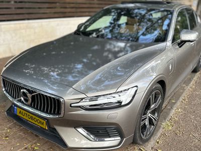 Volvo S60 2nd hand, 2020, private hand