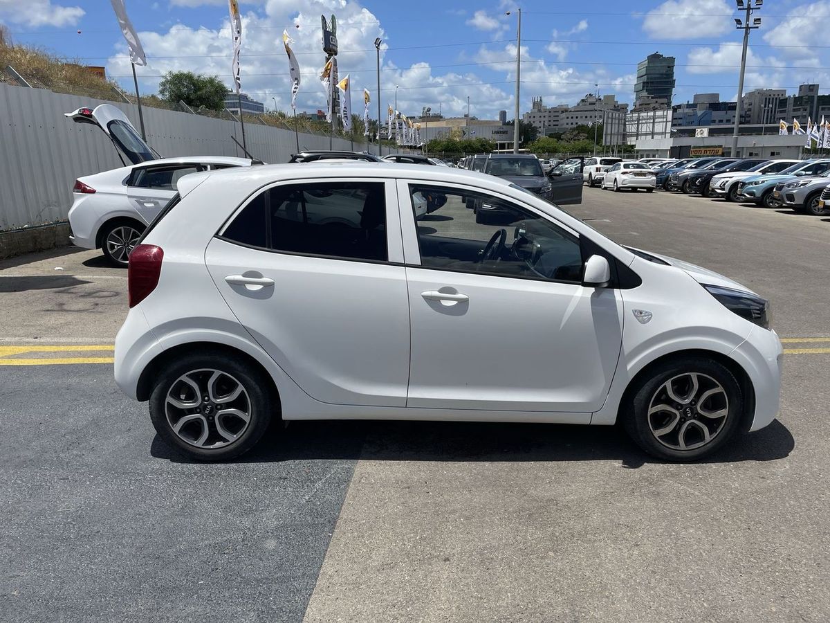 Kia Picanto 2nd hand, 2021, private hand