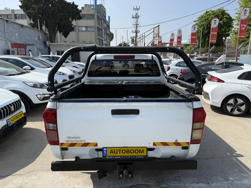 איסוזו דימקס יד 2 רכב, 2018
