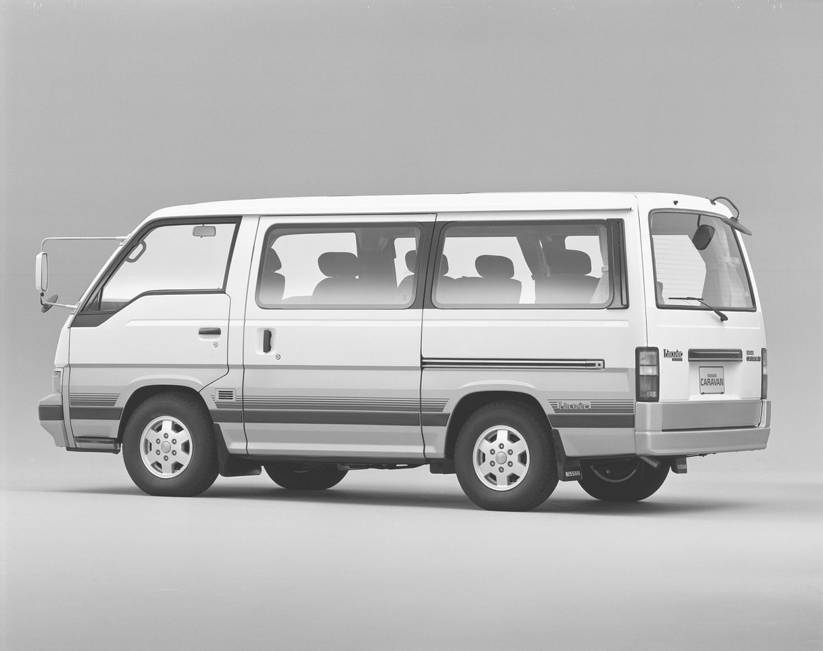 Nissan Caravan 1986. Bodywork, Exterior. Minivan, 3 generation