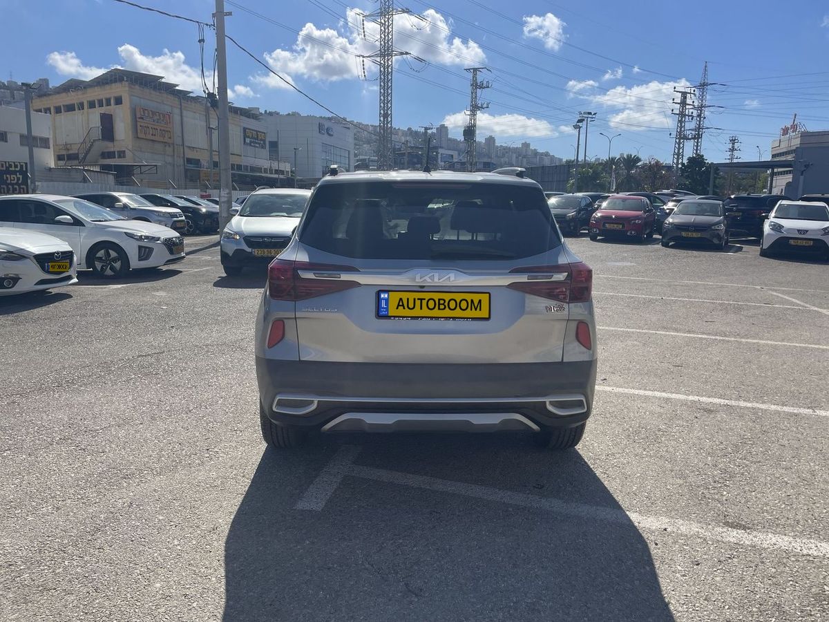 Kia Seltos 2nd hand, 2022, private hand