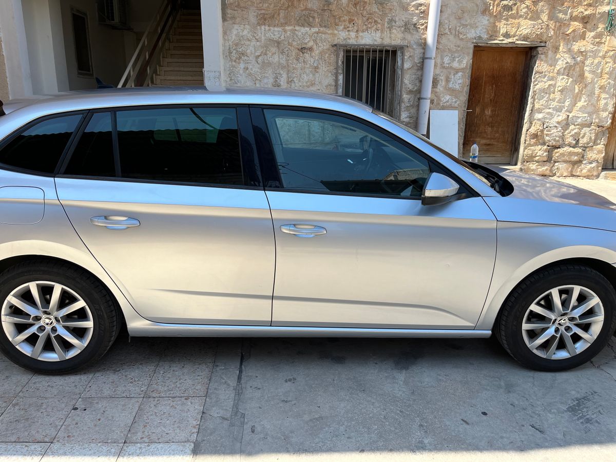 Škoda Scala 2ème main, 2020, main privée