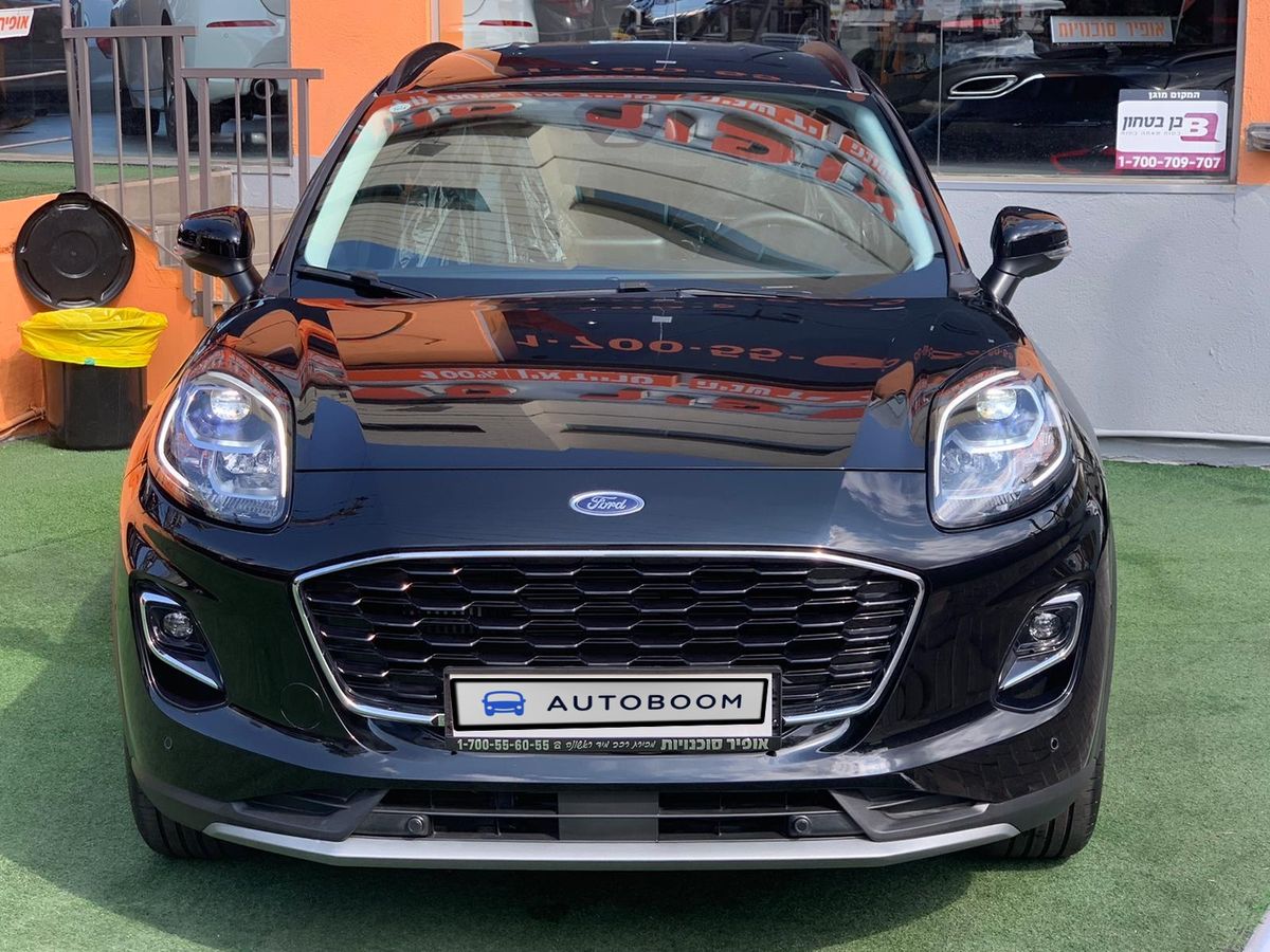 Ford Puma new car, 2021