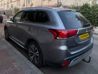 מיצובישי אאוטלנדר יד 2 רכב, 2018, פרטי