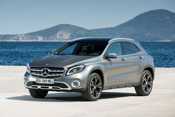 Mercedes GLA 2017. Bodywork, Exterior. SUV 5-doors, 1 generation, restyling