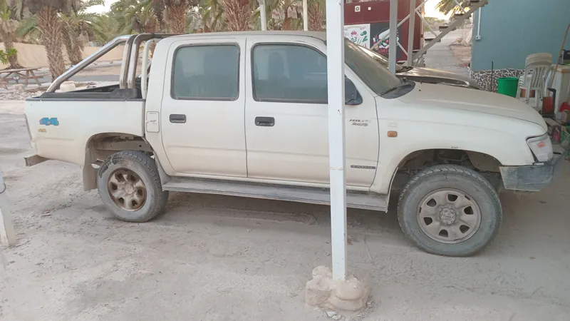 Toyota Hilux 2nd hand, 2001, private hand