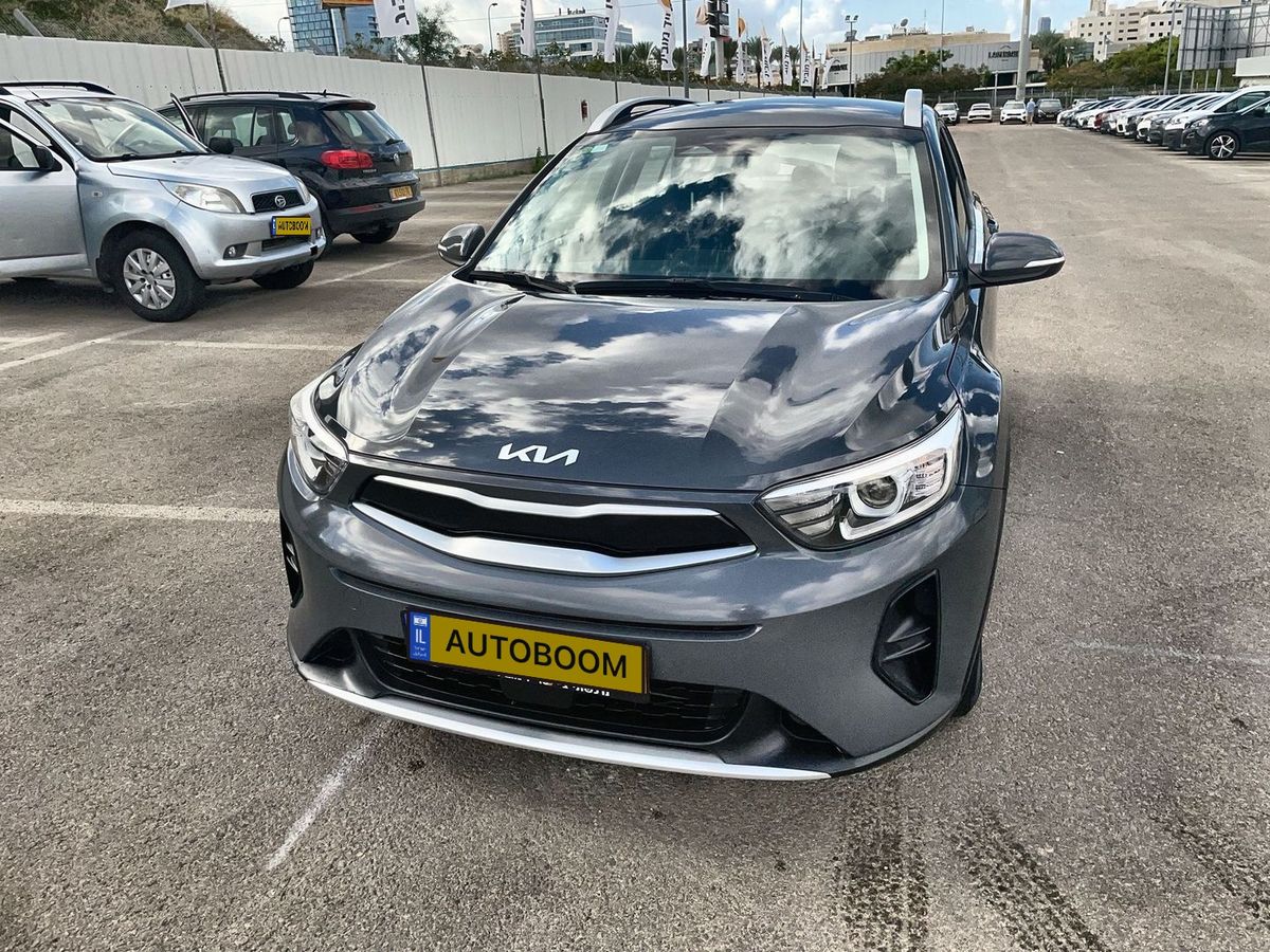 Kia Stonic 2nd hand, 2021