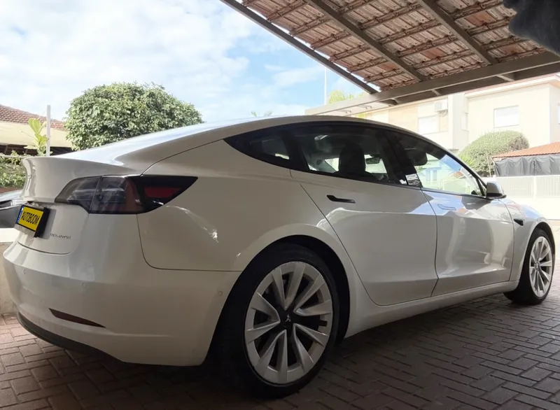 Tesla Model 3 с пробегом, 2021, частная