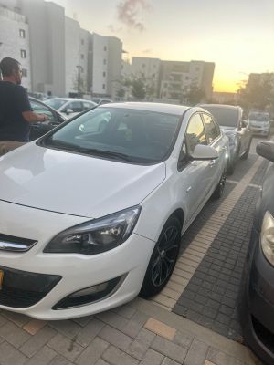 Opel Astra 2ème main, 2012, main privée