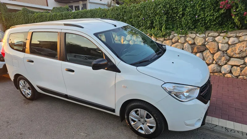 Dacia Lodgy 2nd hand, 2022, private hand