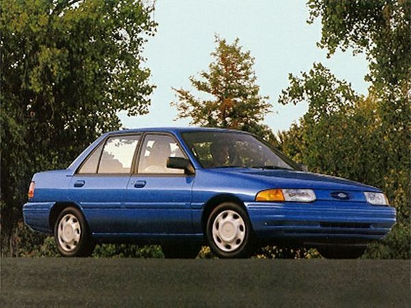 Ford Escort (North America) 1990. Carrosserie, extérieur. Berline, 2 génération