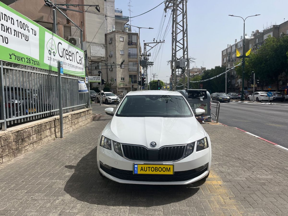 Škoda Octavia 2ème main, 2018, main privée