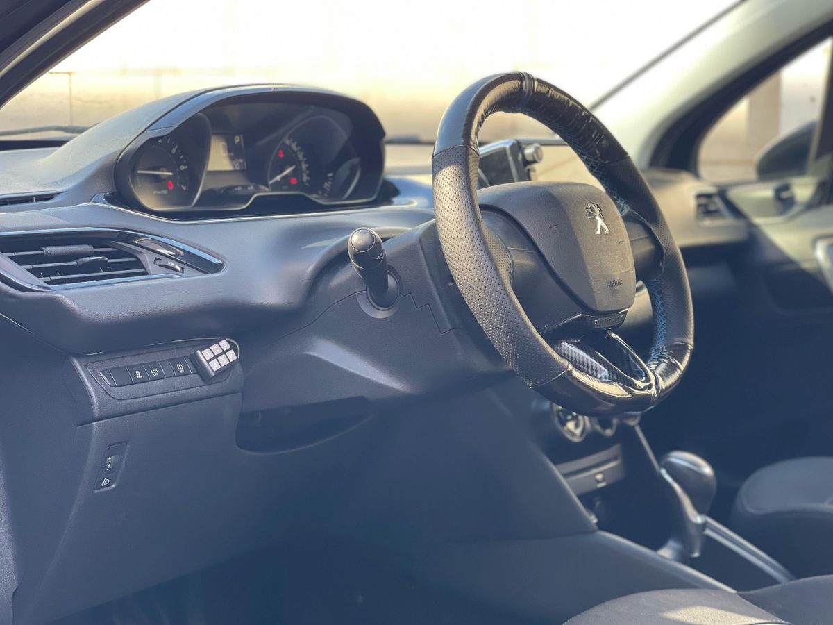 Peugeot 208 с пробегом, 2017, частная рука