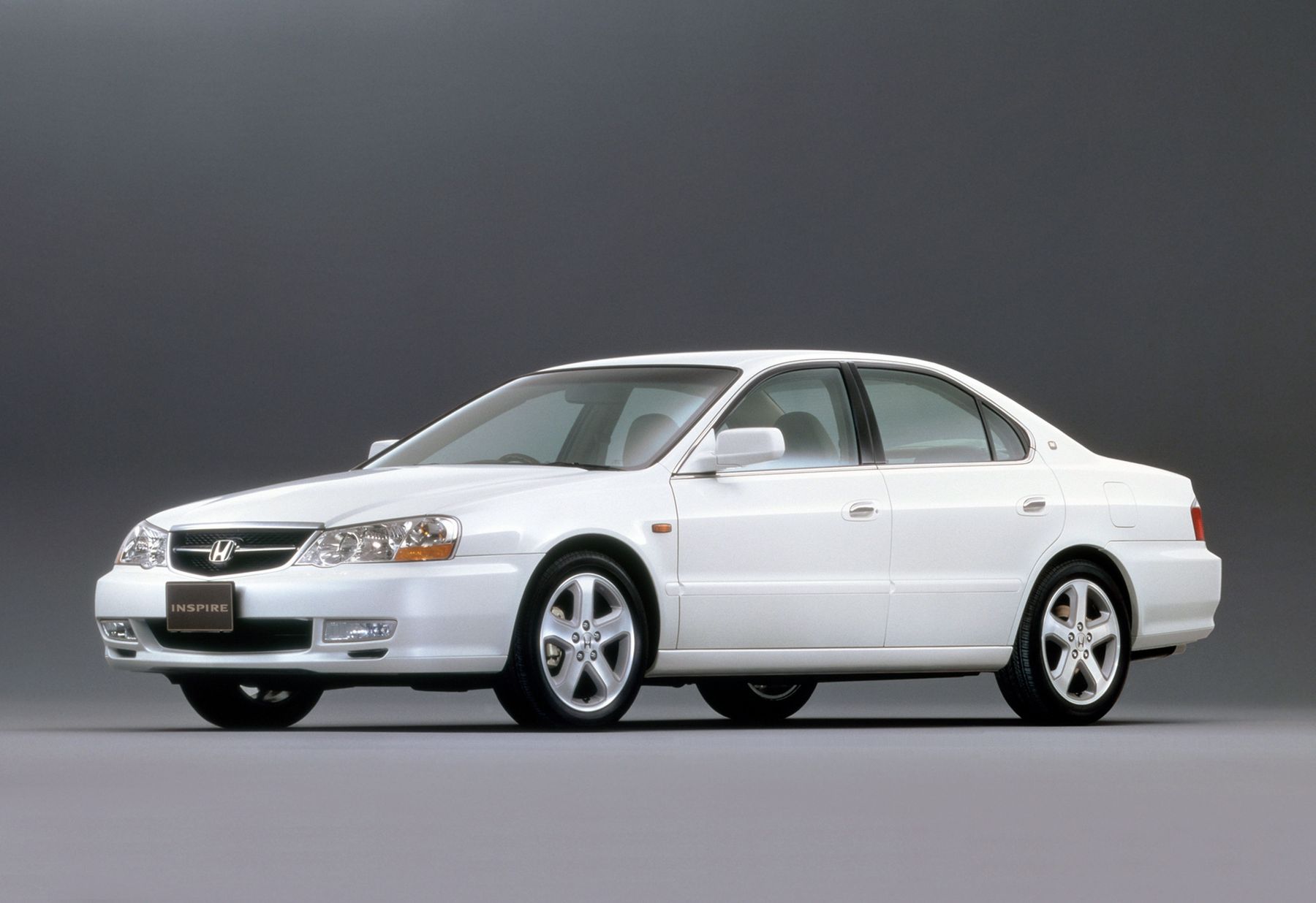 Хонда сайбер. Honda inspire 2001. Honda saber 2001. Хонда Инспаер 2001. Honda inspire 3 поколение.