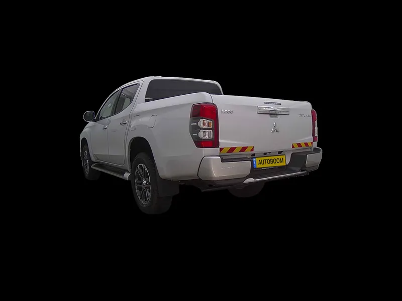 Mitsubishi L200 с пробегом, 2022