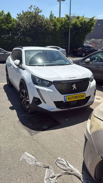 Peugeot 2008 2nd hand, 2021, private hand