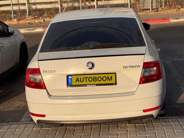 סקודה אוקטביה יד 2 רכב, 2019, פרטי