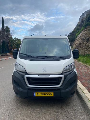 Peugeot Boxer 2nd hand, 2021