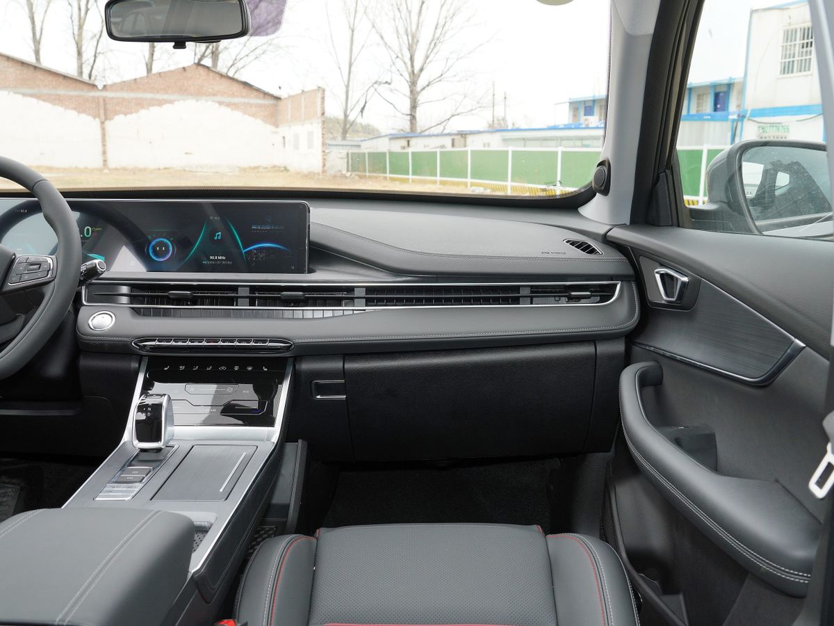 Chery Tiggo 7 Pro 2024. Передние сидения. Внедорожник 5 дв., 1 поколение, рестайлинг