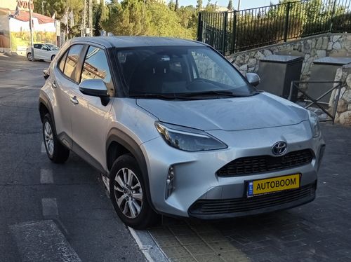 Toyota Yaris Cross, 2022, фото
