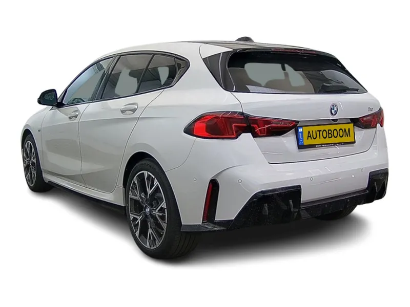 BMW 1 series новый, 2025